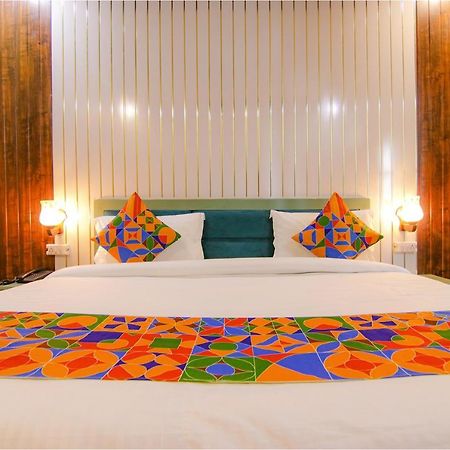 רישיקש Fabhotel Hi By Madras מראה חיצוני תמונה