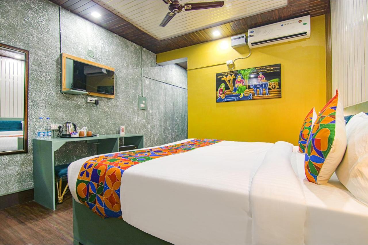 רישיקש Fabhotel Hi By Madras מראה חיצוני תמונה