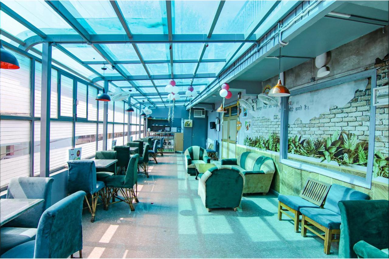 רישיקש Fabhotel Hi By Madras מראה חיצוני תמונה