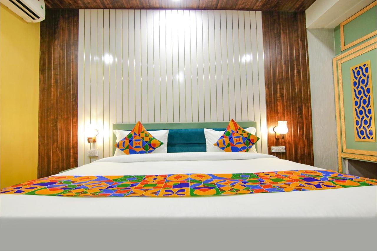 רישיקש Fabhotel Hi By Madras מראה חיצוני תמונה