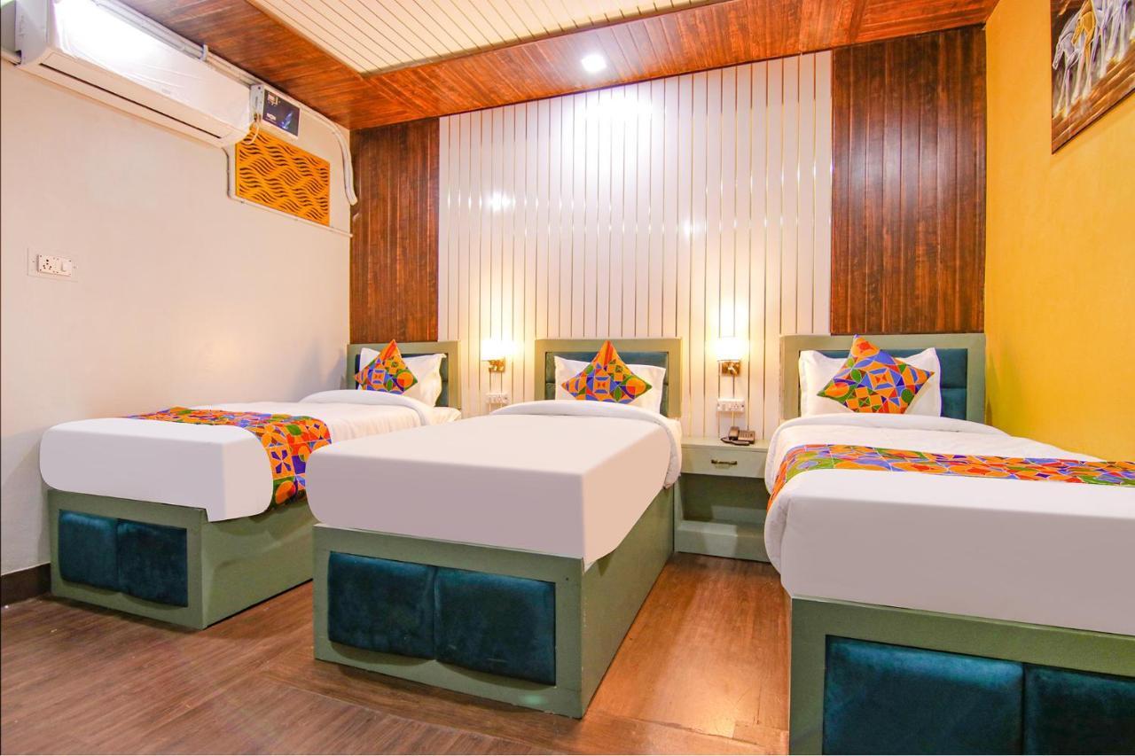 רישיקש Fabhotel Hi By Madras מראה חיצוני תמונה