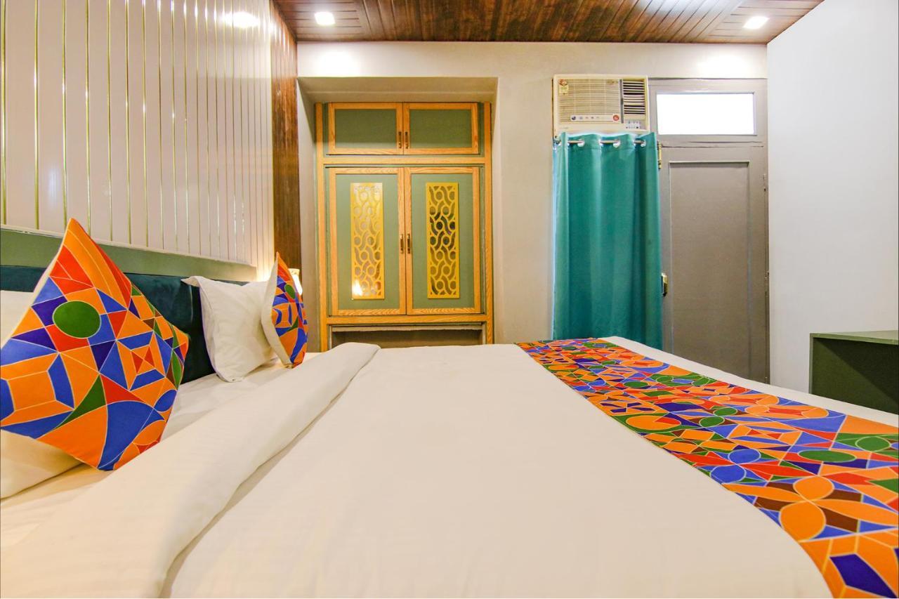 רישיקש Fabhotel Hi By Madras מראה חיצוני תמונה
